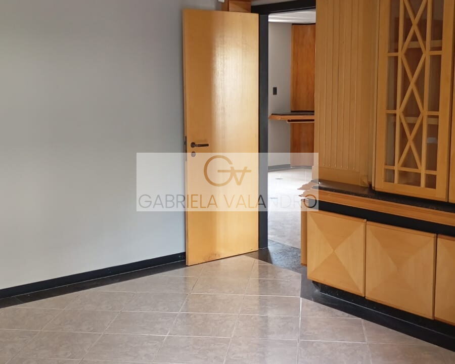 Sala comercial no centro